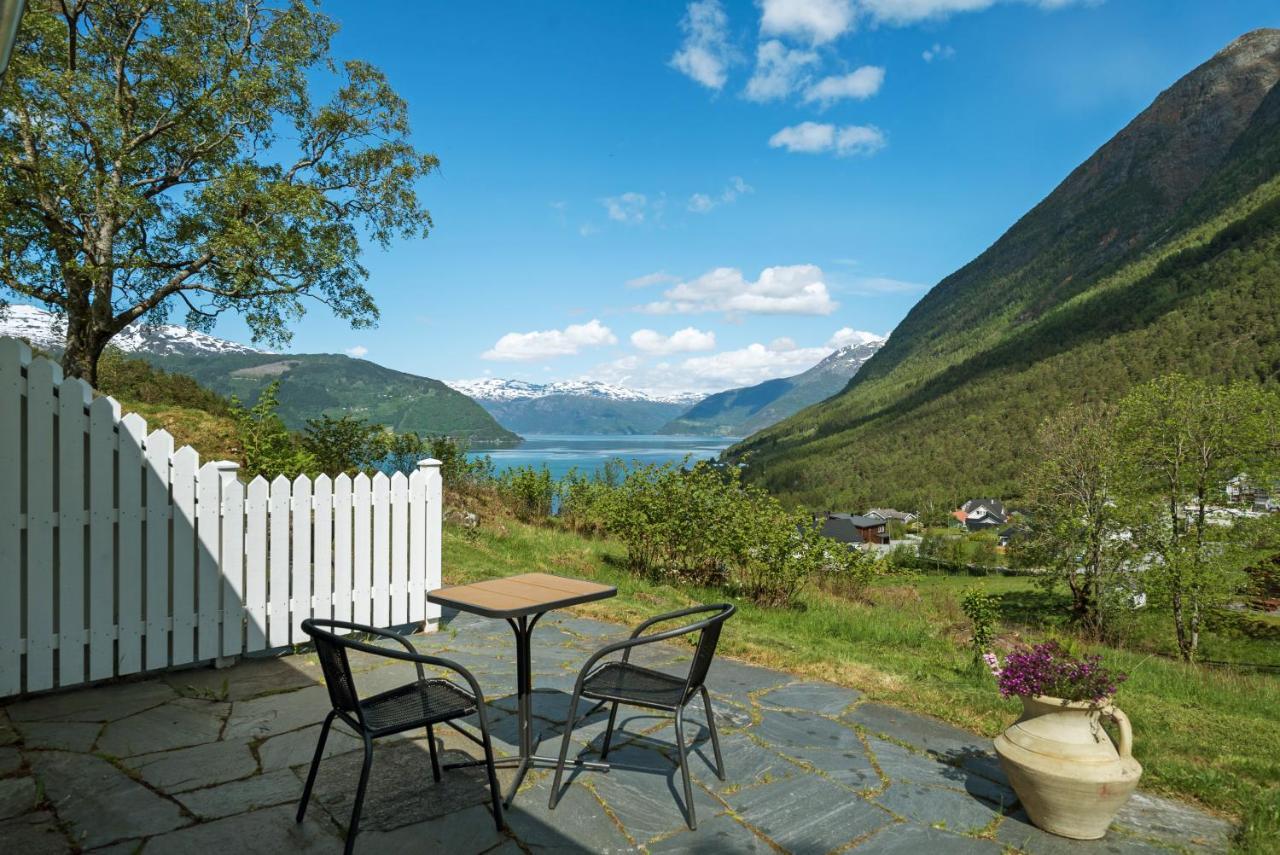 Huse Gjestegard Kinsarvik